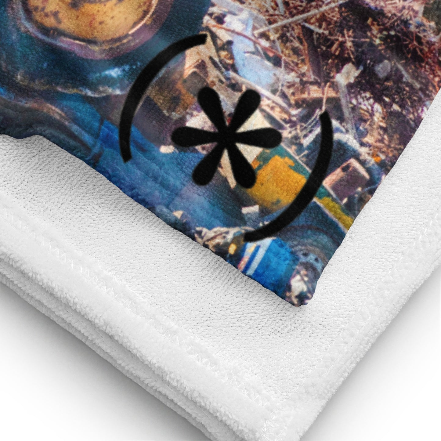 (*) "trash" beach towel